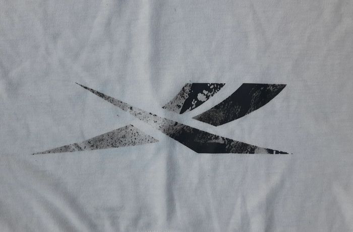 Tee-shirt Reebok taille XS - photo numéro 4
