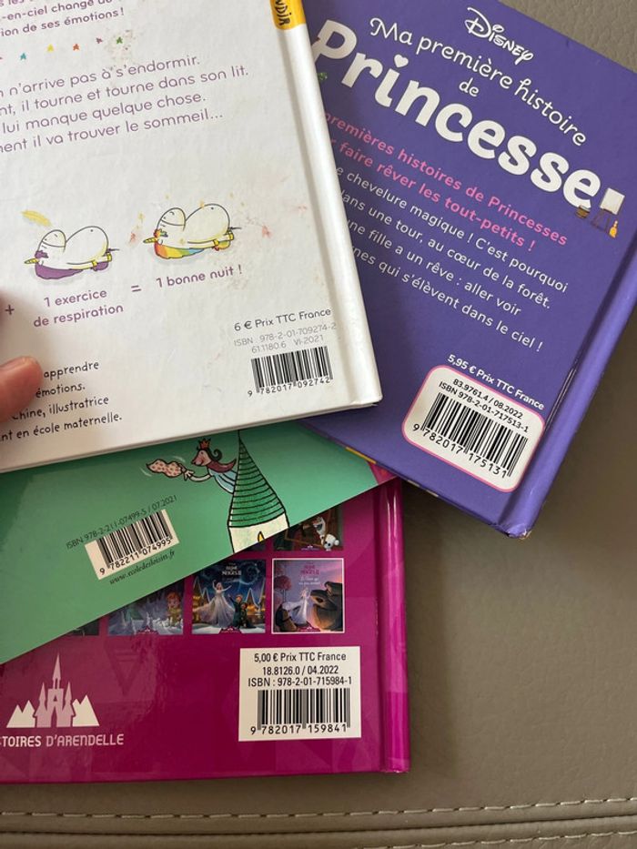 Lot livres fille - photo numéro 6