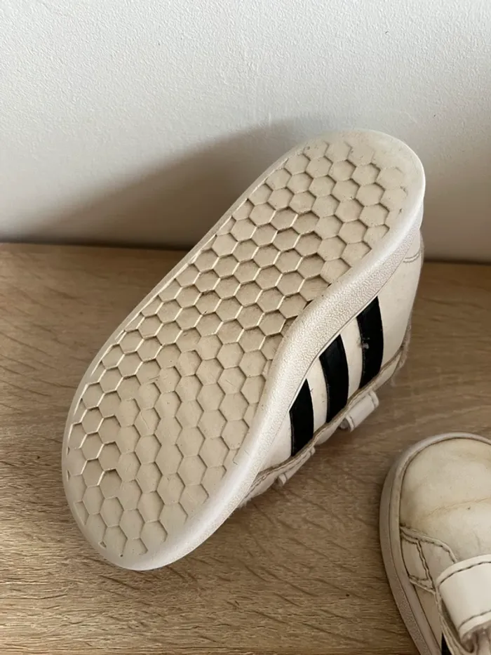 👟 Adidas enfant - Pointure 25 (UK 7K / US 8K) - photo numéro 4
