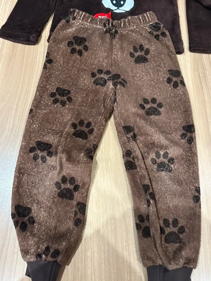 Magnifique pyjama ours tout doux 6 ans - photo numéro 2