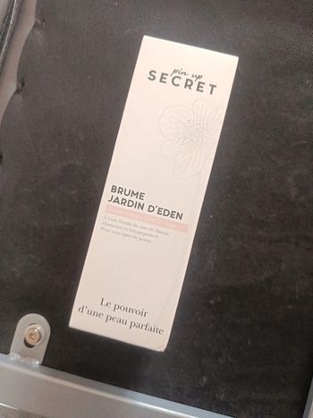 Brume jardin d'eden pin up secret