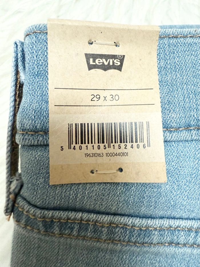Jean Levi’s 314 Shaping Straight – Taille 29/30 – bleu clair – Neuf avec étiquette - photo numéro 3