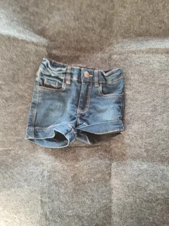 Short 3ans