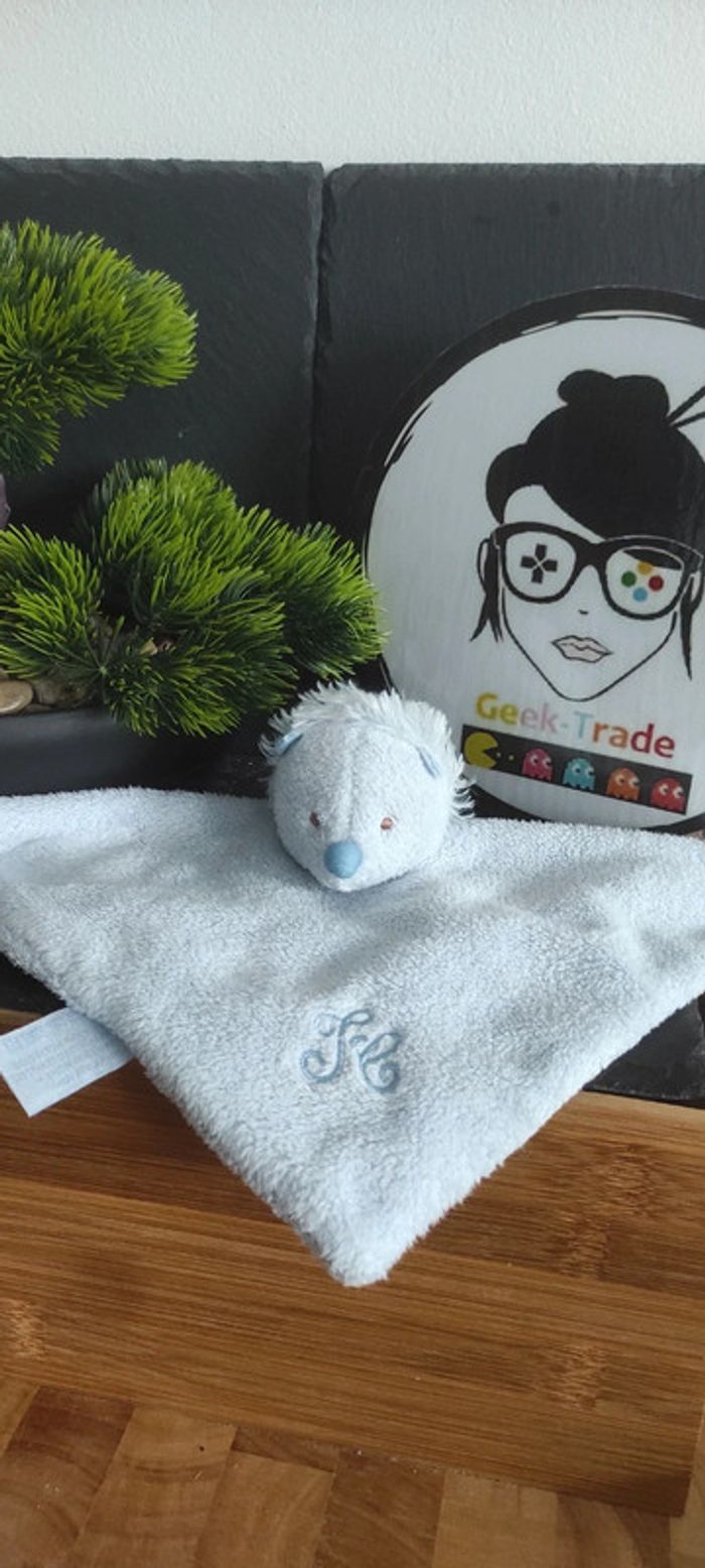 doudou herisson bleu carré plat tc tartine & chocolat