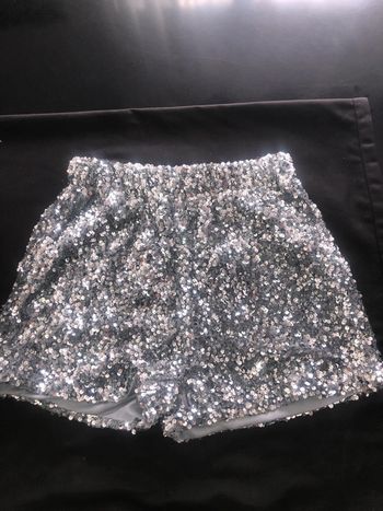 🌼Short à sequins argentés🌼