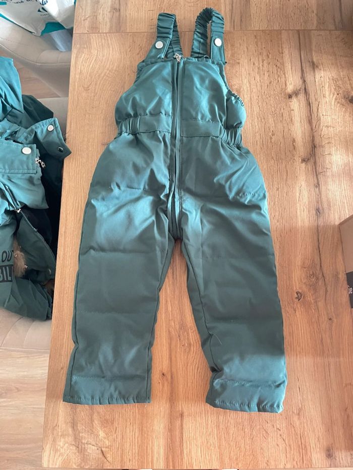 Combinaison de ski 2-3 ans - photo numéro 3