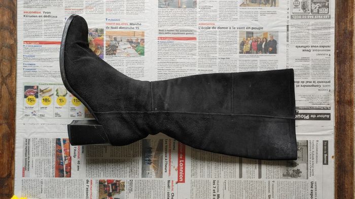 Bottes haute vintage en cuir et daim marque Bally folaga talons carré block bout rond - photo numéro 5