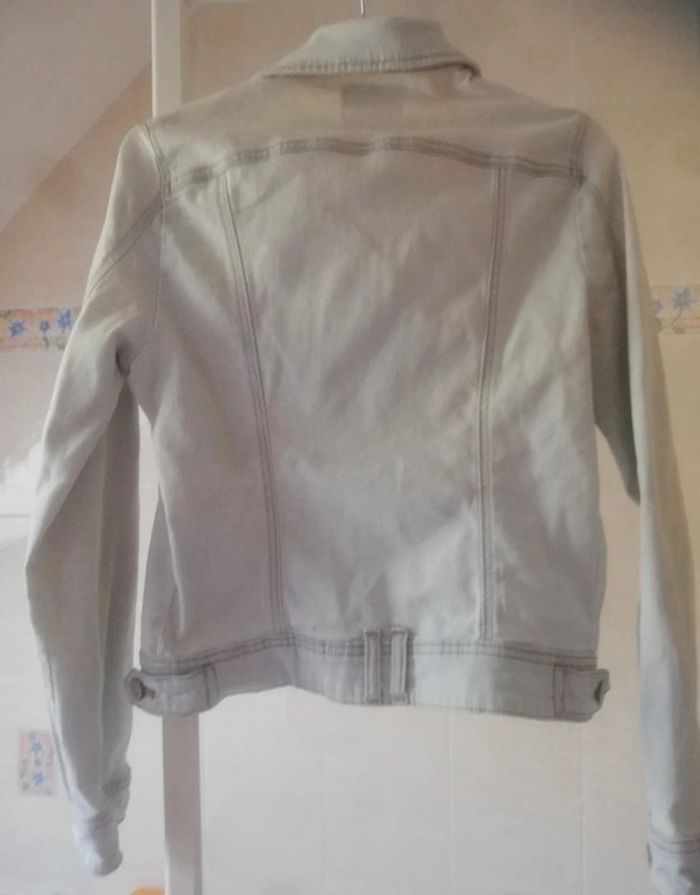 Veste en jean très clair - photo numéro 2