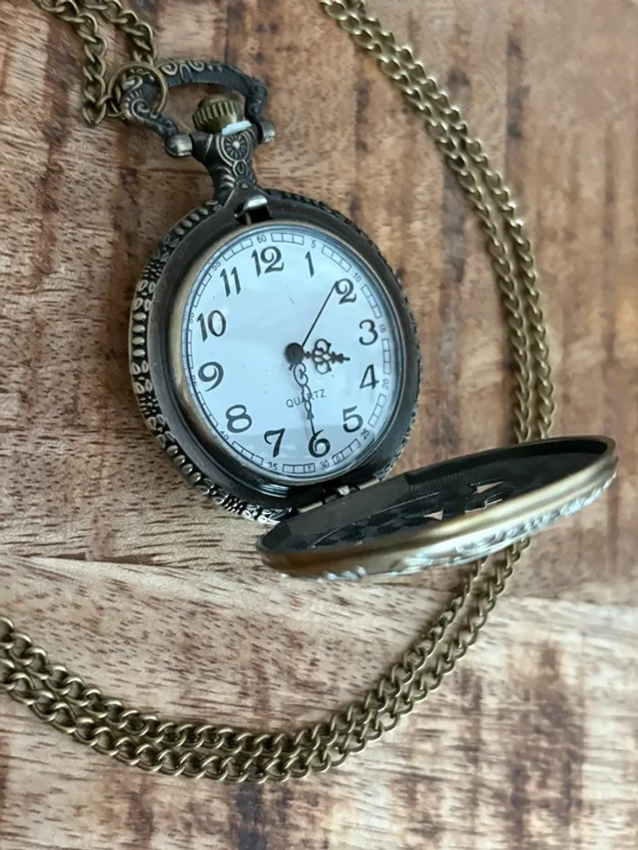 Montre One Piece Neuve - photo numéro 3