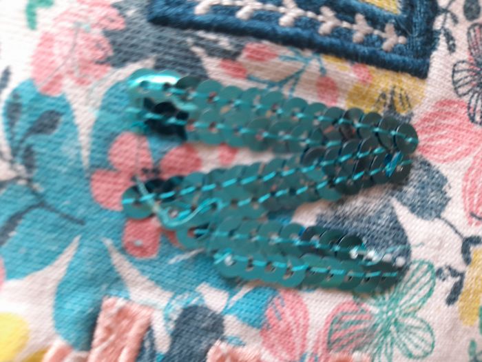 Sweat à fleurs - photo numéro 4