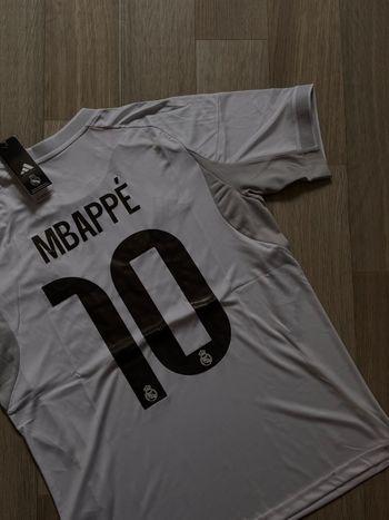 Maillot Réal Madrid domicile 25/26 - Kylian Mbappé 