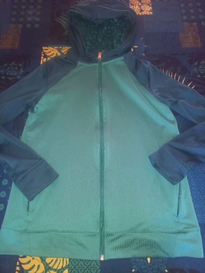 Veste de jogging 14-15 ans