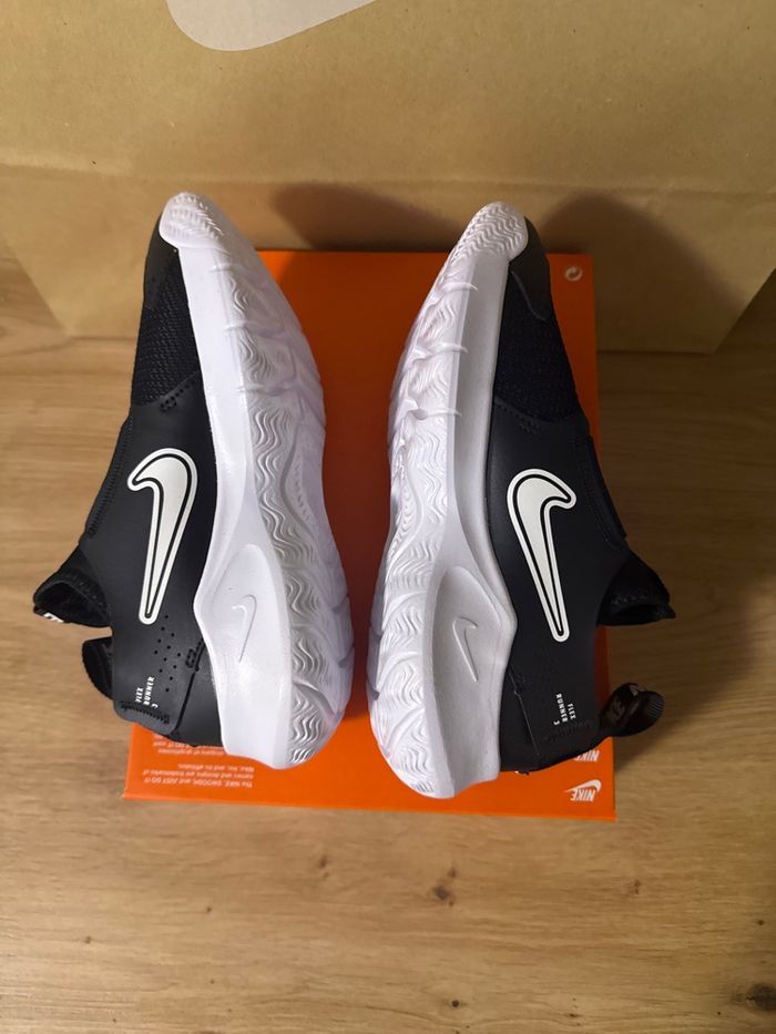 Baskets Nike Flex Runner 3 Eur 33 - photo numéro 4