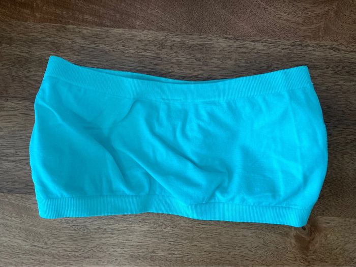 Soutien gorge sans bretelles - photo numéro 3