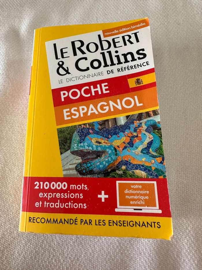 Le Robert & Collins Dictionnaire de poche Espagnol +Version à télécharger