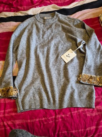 Pull neuf studio amour taille unique