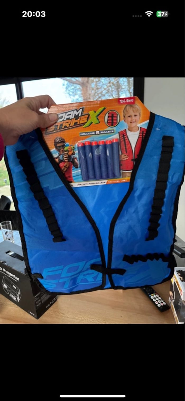 Pistolets nerf et gilet - photo numéro 2