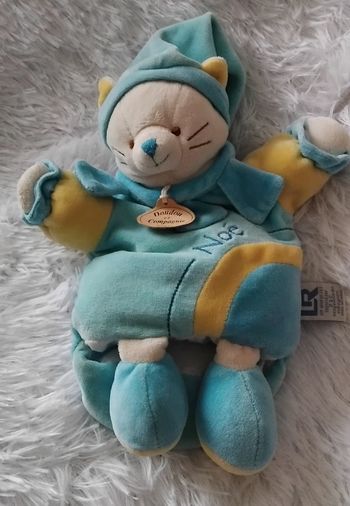 Doudou et compagnie marionnette chat Noe bleu et jaune