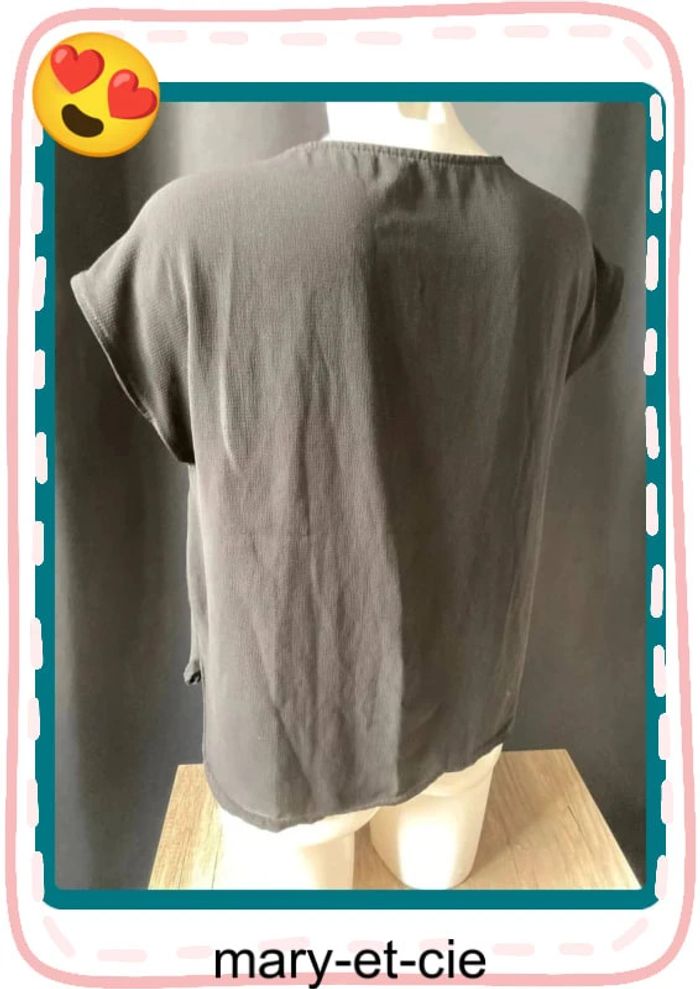 SOLDÉ - Haut manche courte taille unique - photo numéro 5