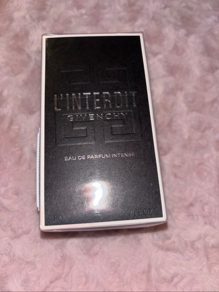 Interdit Givenchy