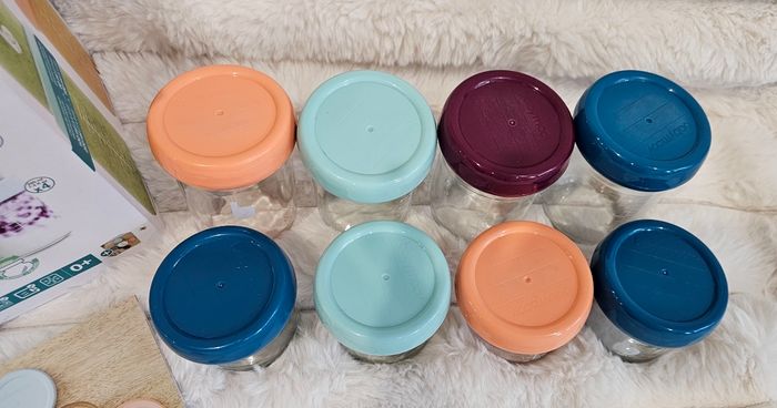 Lot de 8 pots en verre Babybols babymoov en tres bon état - photo numéro 3