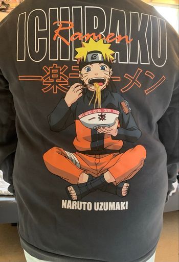 🍜 Sweat à capuche Naruto Shippuden - Ichiraku Ramen - Taille XL Description :