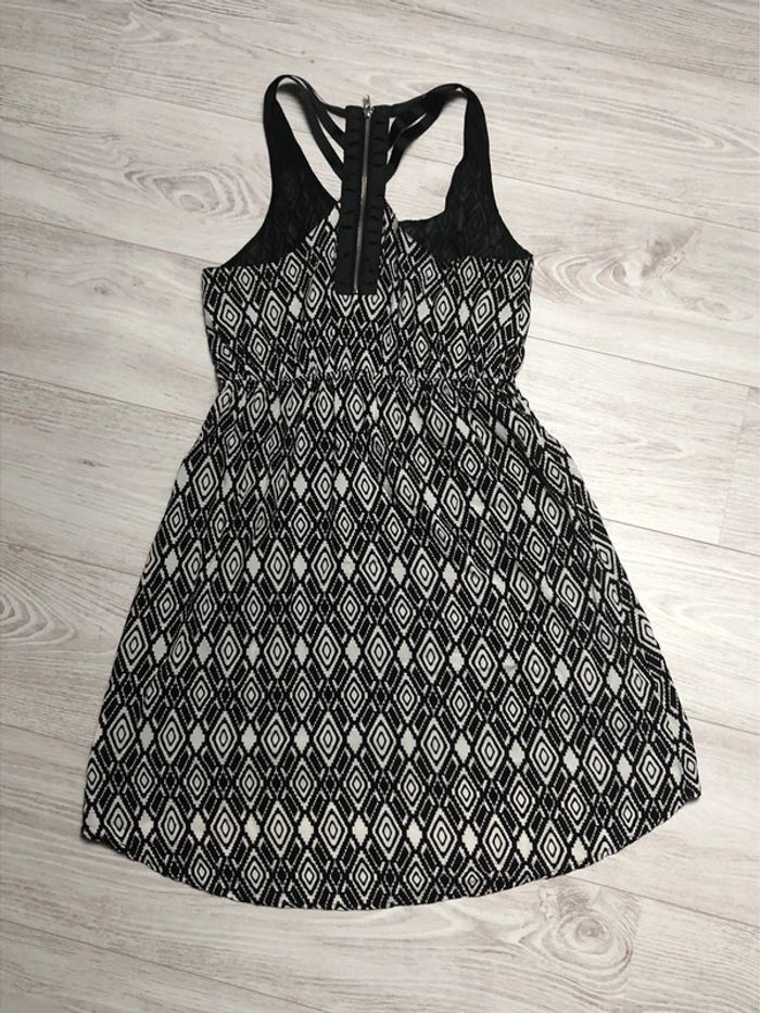 Robe asymétrique - photo numéro 2