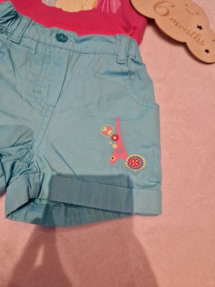 Short et t-shirt - photo numéro 2