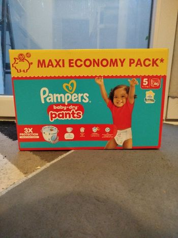 1 carton pampers taille 5 