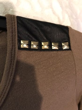 Petit pull camel