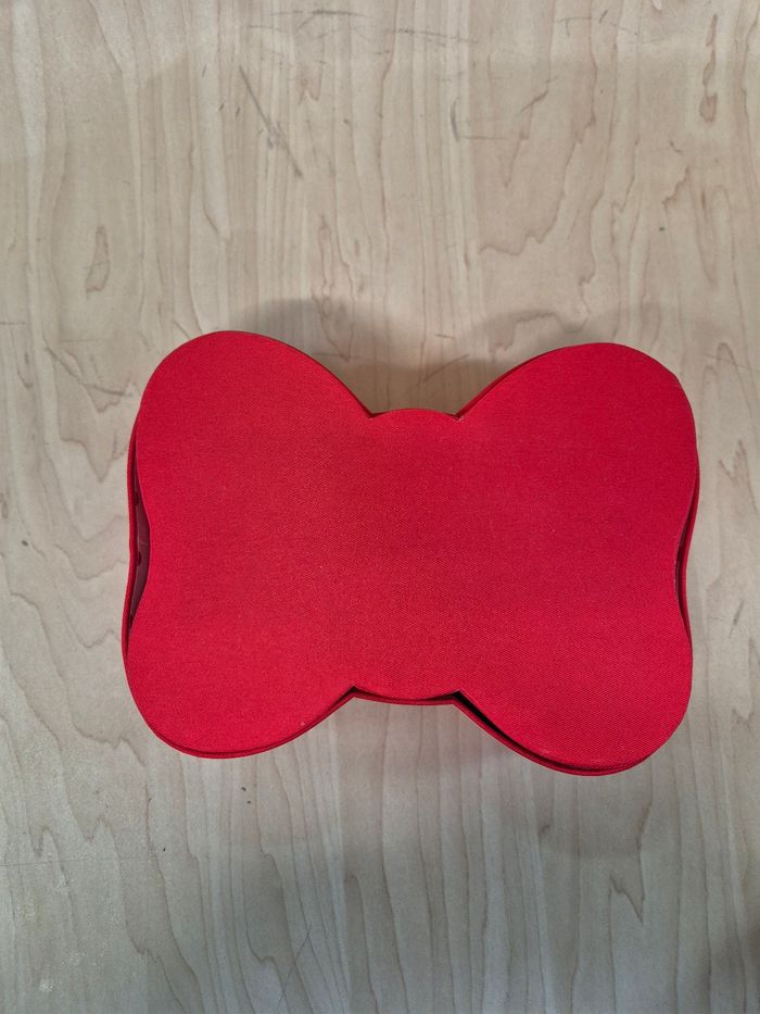 Boite en carton Tokyo Disney Resort : Minnie Mouse Bow - photo numéro 7