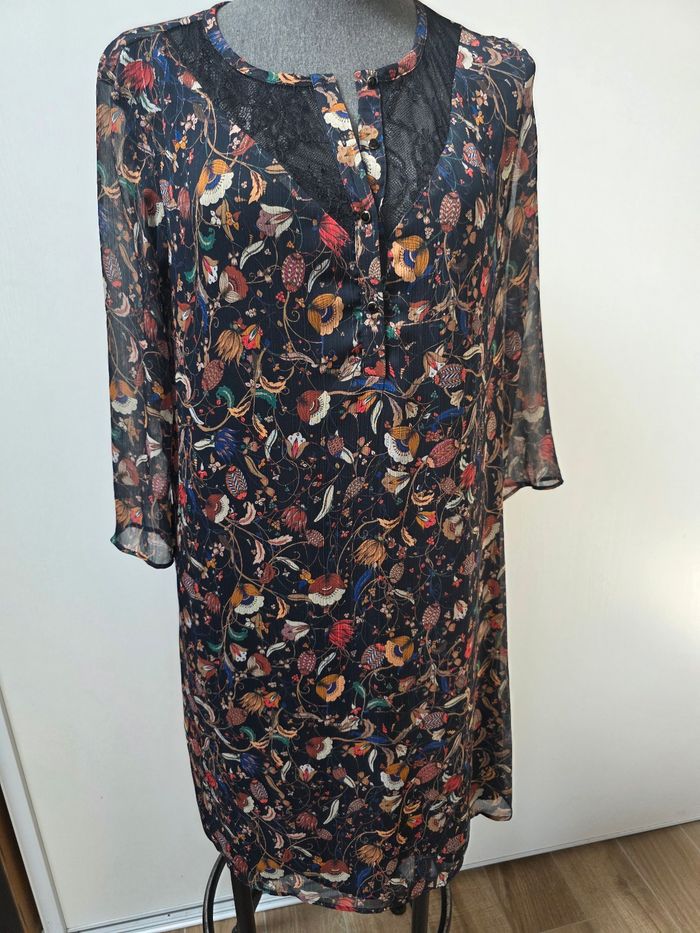 Robe IKKS Taille 38