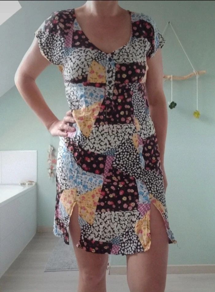 Robe d'été Clockhouse taille 38 - photo numéro 2
