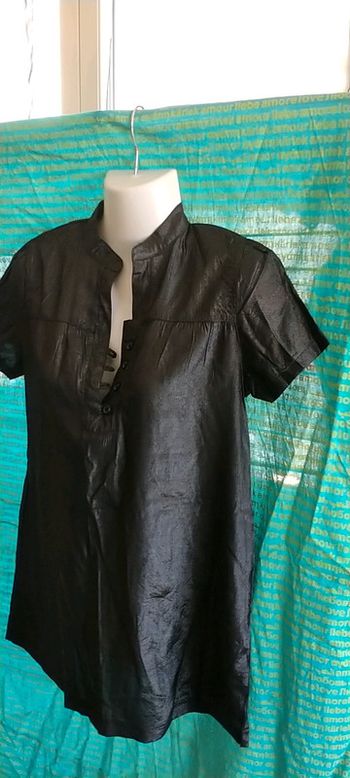 Haut noir métallisé T M neuf