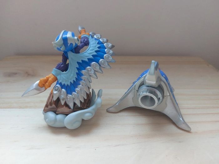 Figurines Skylanders Superchargers Stormblade + Sky Slicer - photo numéro 2