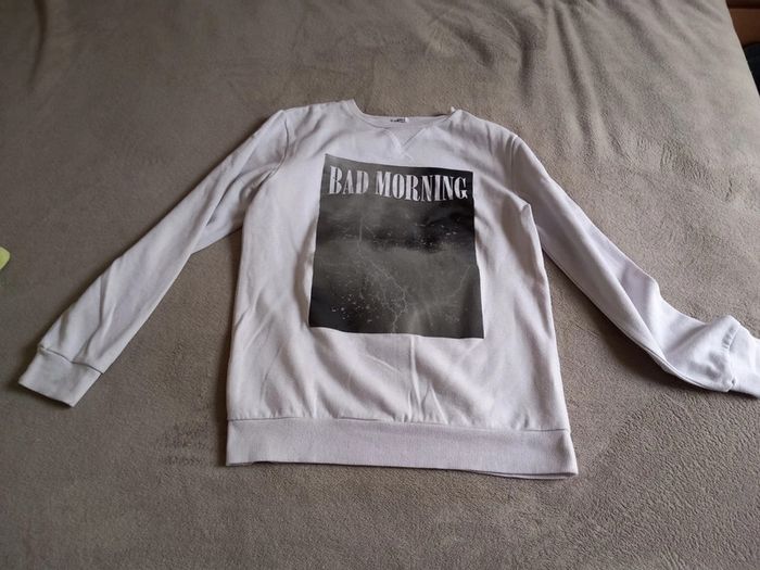 Sweat Taille 14 ans