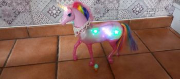 Licorne barbie