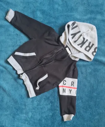 Veste à capuche