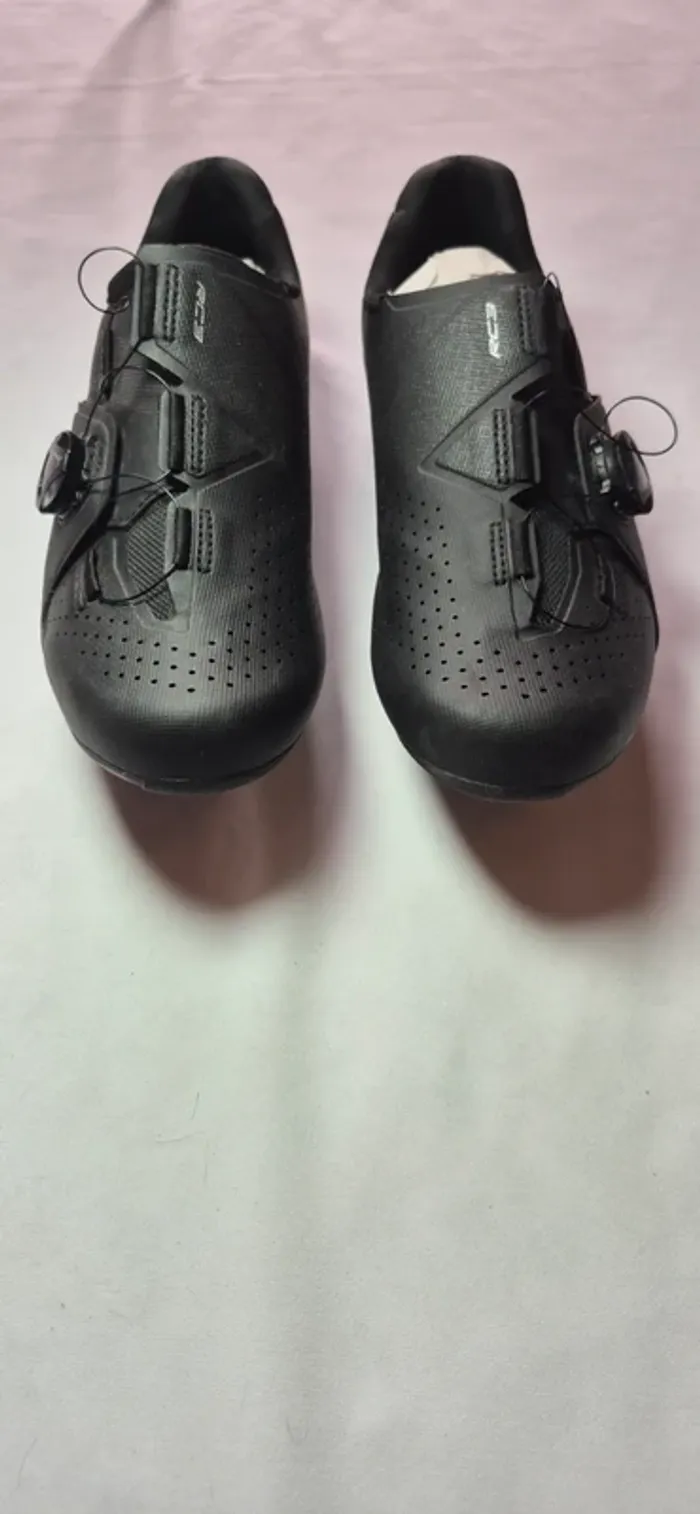 Chaussures Shimano 42 - photo numéro 3