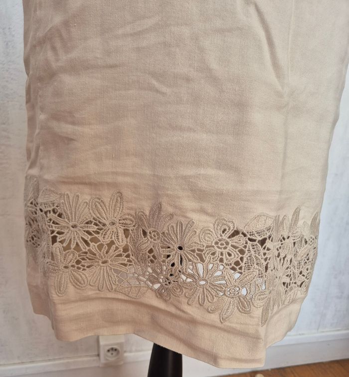 Robe Gérard Darel taille 36/S soie/lin beige broderie bas de robe - photo numéro 3