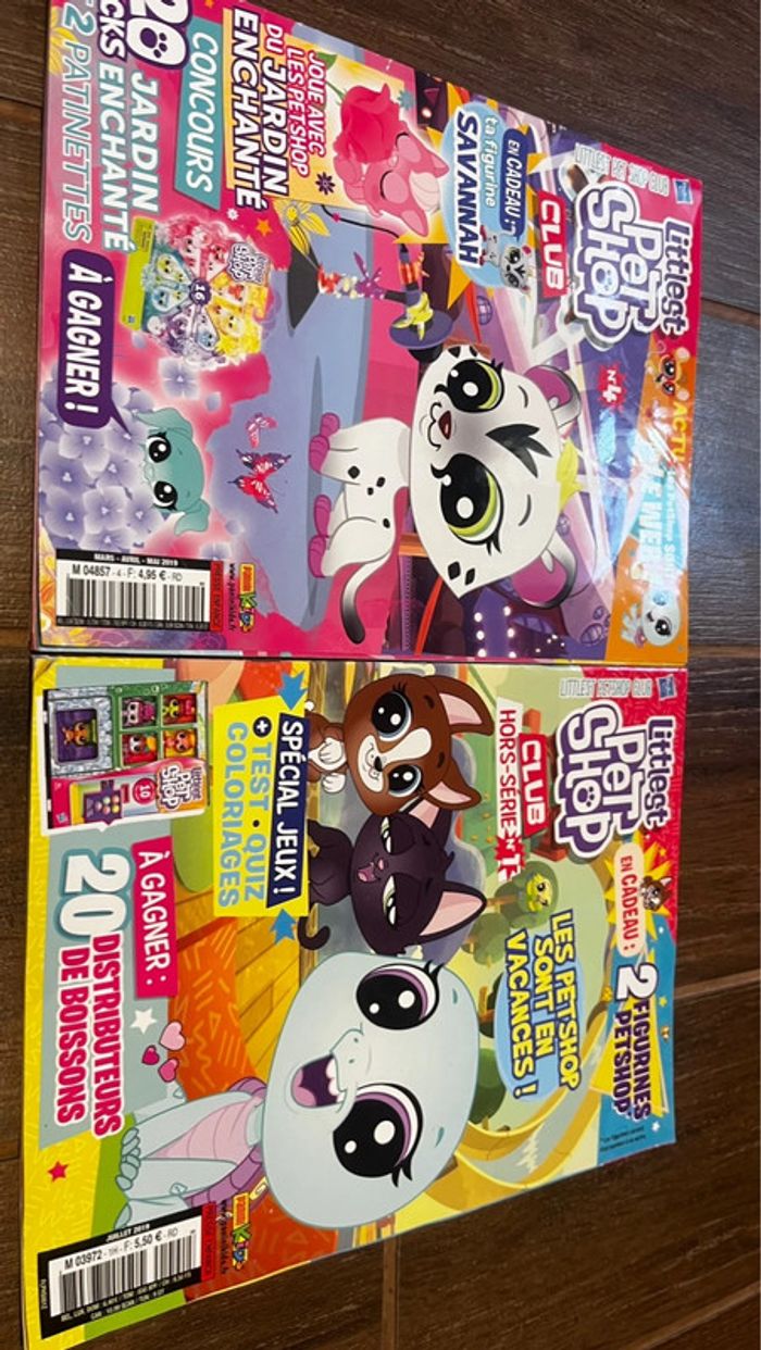 Lot 2 magazines littlest pet shop