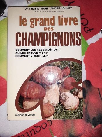Le grand livre des champignons
