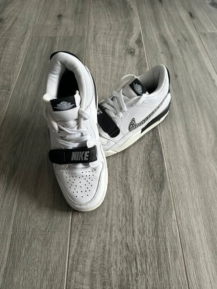 Baskets Air Jordan Legacy 312 Low en cuir