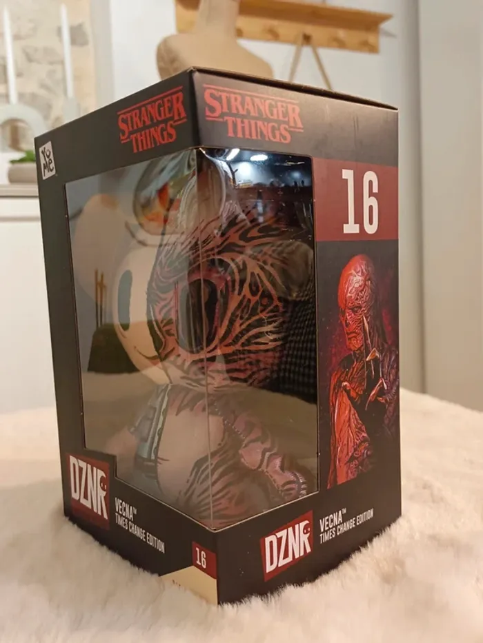 Stranger Things – Peluche collector Vecna Times Change Edition – Neuf en boîte - photo numéro 2