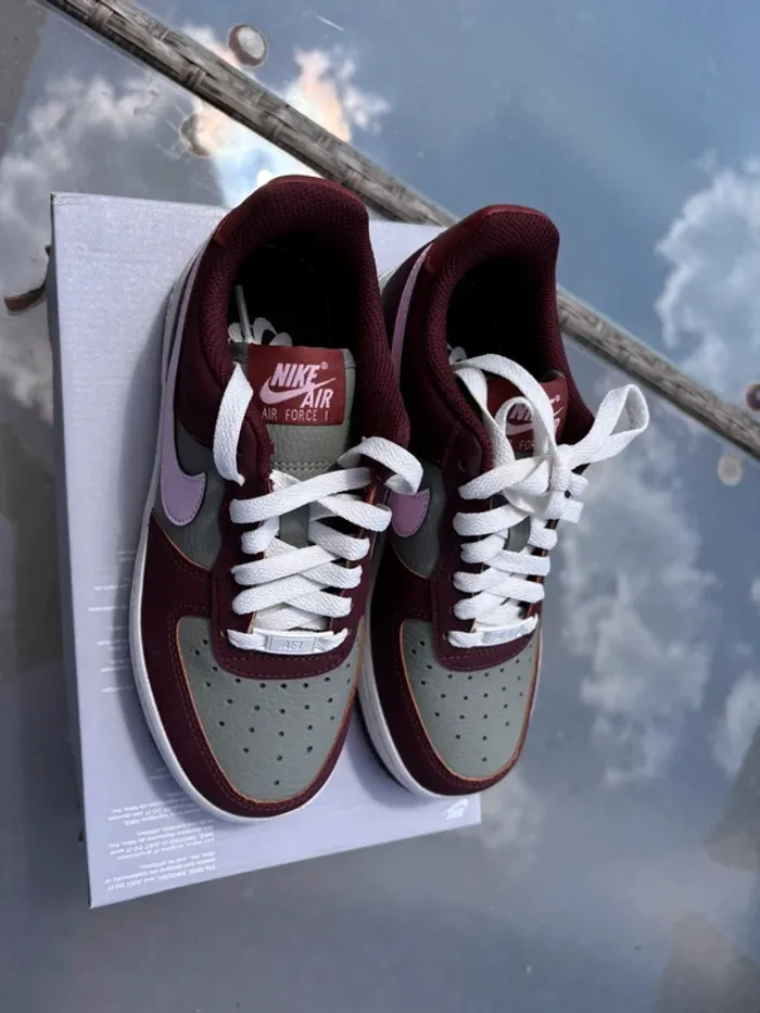 Nike Air Force 1 P.35,5 Neuves unisex - photo numéro 3