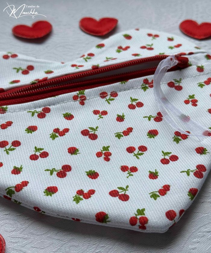 trousse  coeur - photo numéro 2