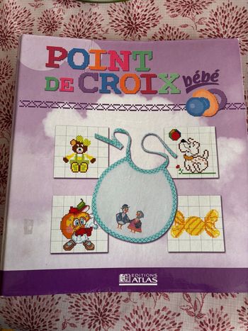 Classeur avec fiches  pour broderie « Point de croix bébé » Tome 1 (incomplet) Éditions Atlas
