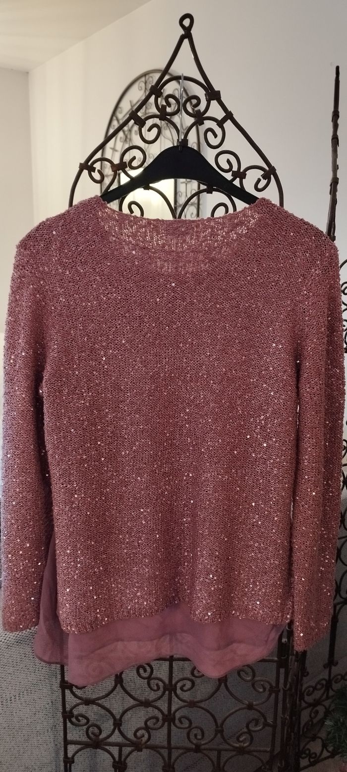 Tunique, haut à manches longues avec sequins couleur vieux rose avec doublure. Canda Premium C&A. Très bon état. Taille L - photo numéro 2