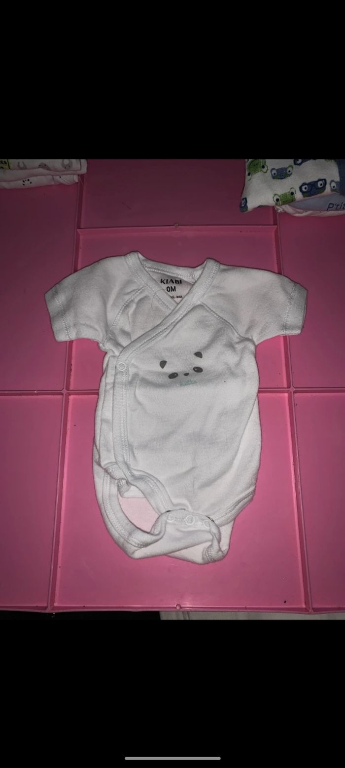 👣 bodies bébé 👣 - photo numéro 2