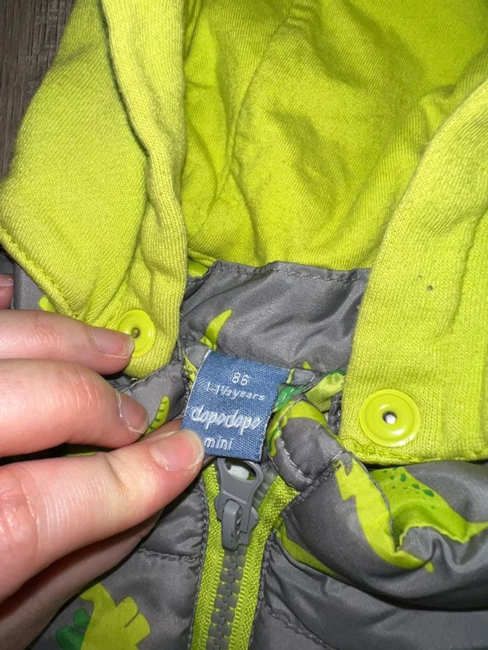 Veste sans manche 🦕 - photo numéro 2
